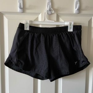 2/$16 Black Geometric Print Athletic Shorts▪️